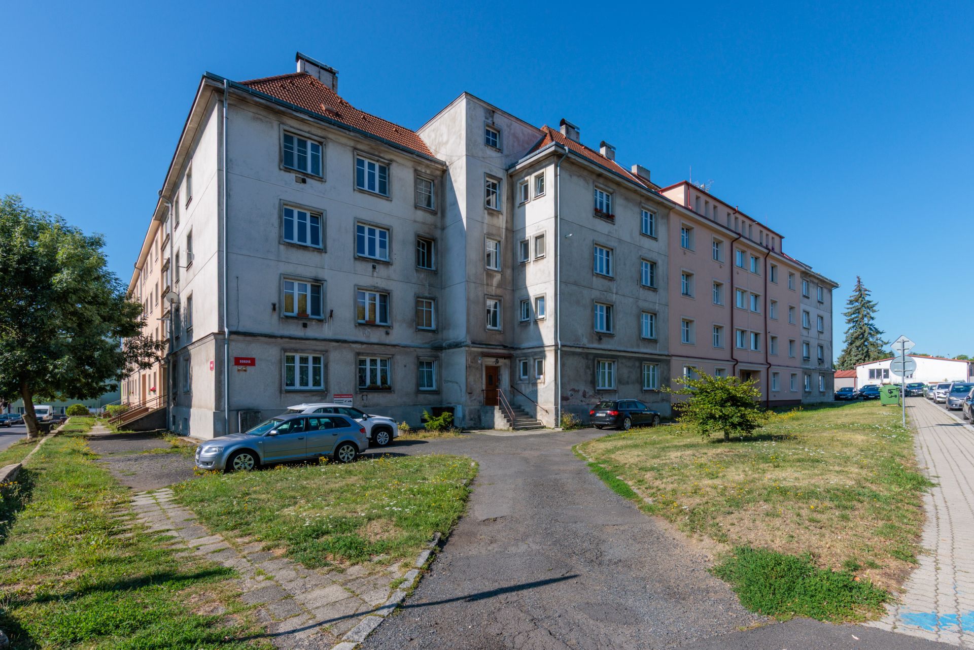 Byt 2+1, Karlovy Vary, Borová