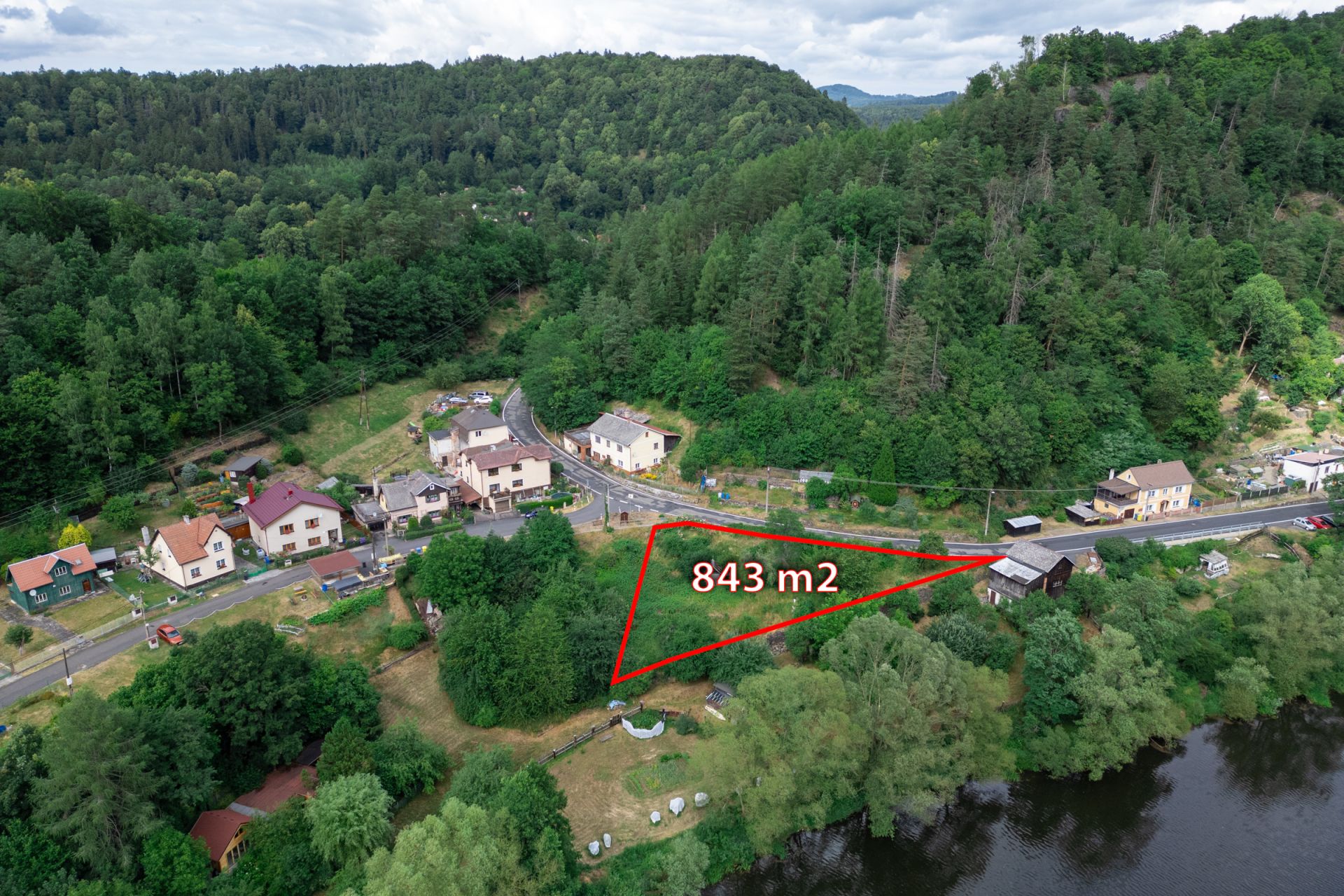 Pozemek k bydlení, 843 m2, Radošov